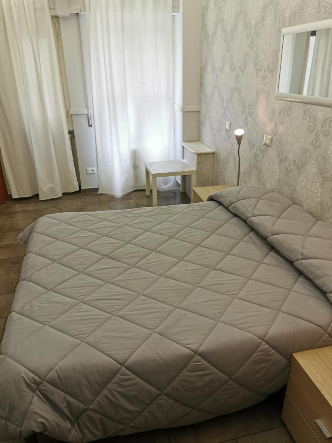 Bed And Breakfast Piramide Rom Exteriör bild